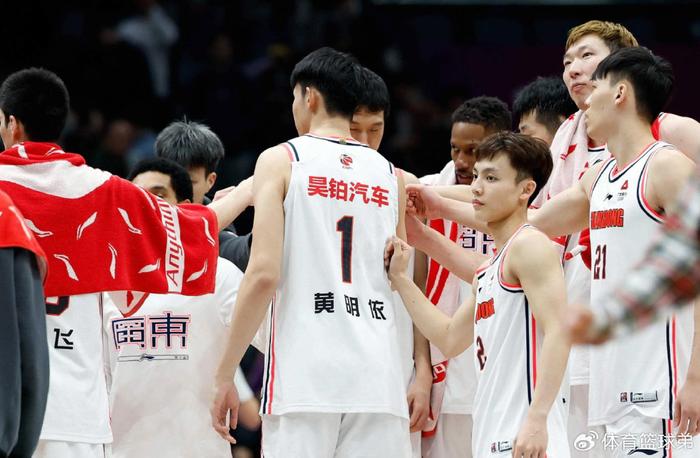 费德勒关键时刻绝杀，法国队助力球队获胜！